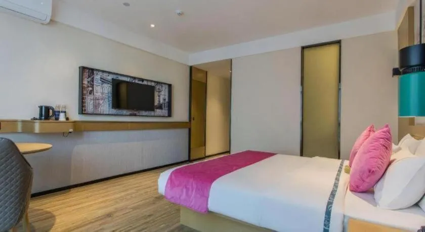 Bed in City Comfort Inn Wuhan Baibuting