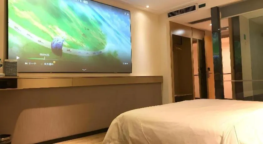 Bed in City Comfort Inn Wuhan Baibuting