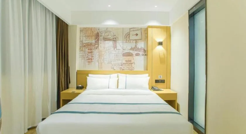 Bed in City Comfort Inn Wuhan Baibuting