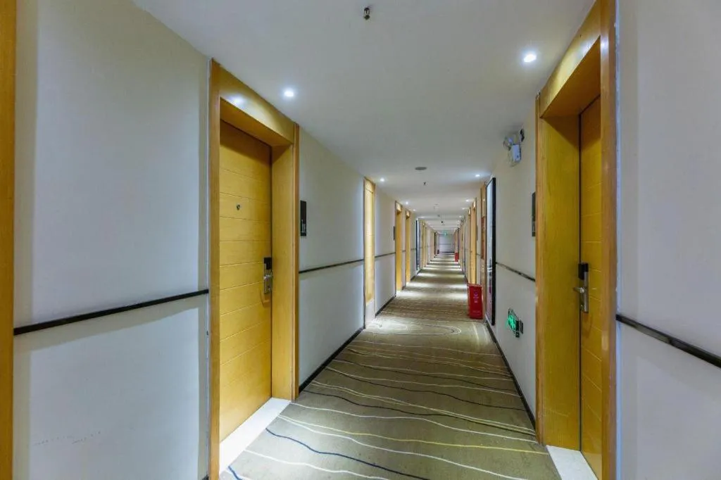 City Comfort Inn Wuhan Baibuting