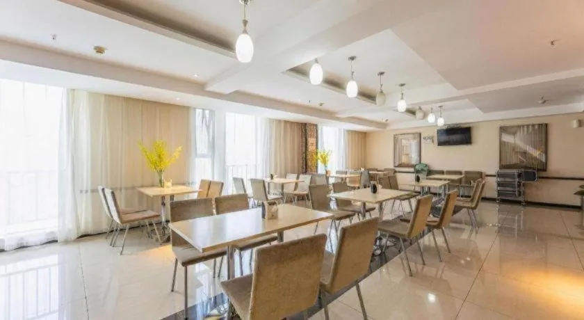 City Comfort Inn Wuhan Baibuting