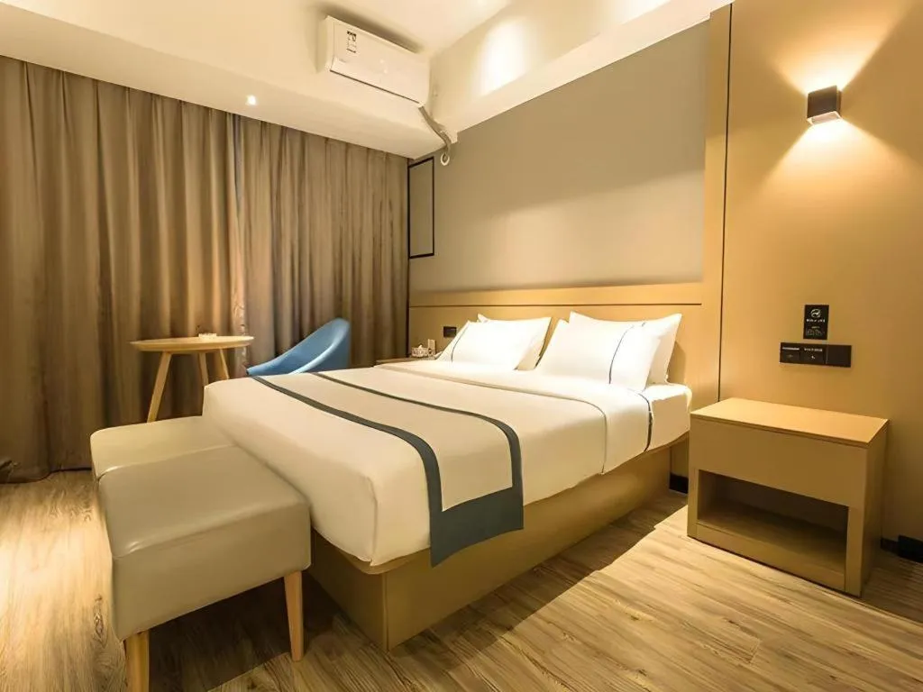 Bed in City Comfort Inn Nanning Anji Wanda Plaza