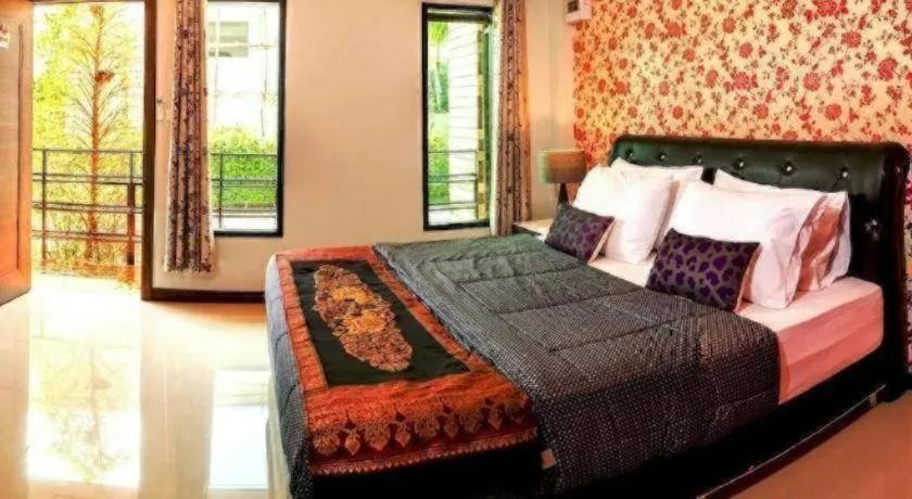 Bed in The Prince Hotel