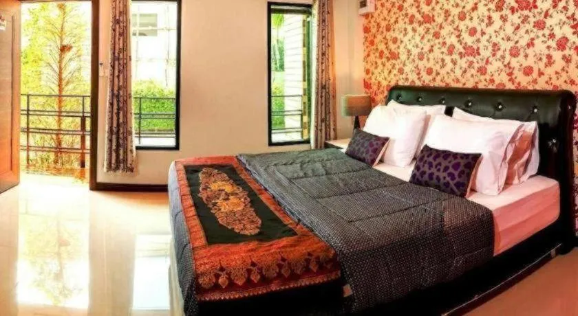 Bed in The Prince Hotel