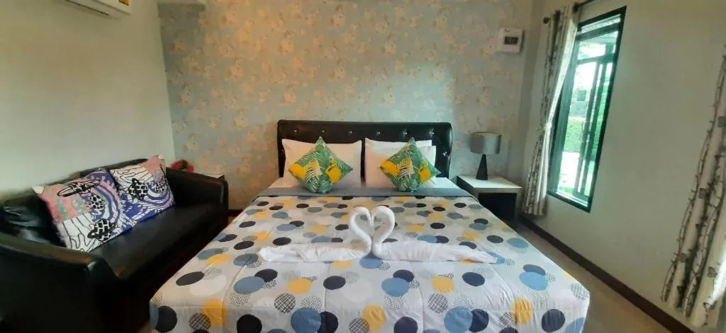 Bed in The Prince Hotel