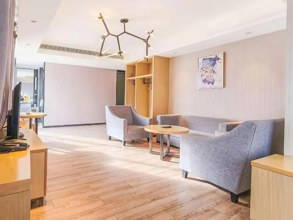 Echarm Hotel Danzhou Xiari Plaza