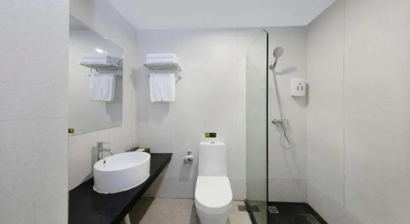 Wenxing Hotel Guangzhou Gangding Metro Station Branch