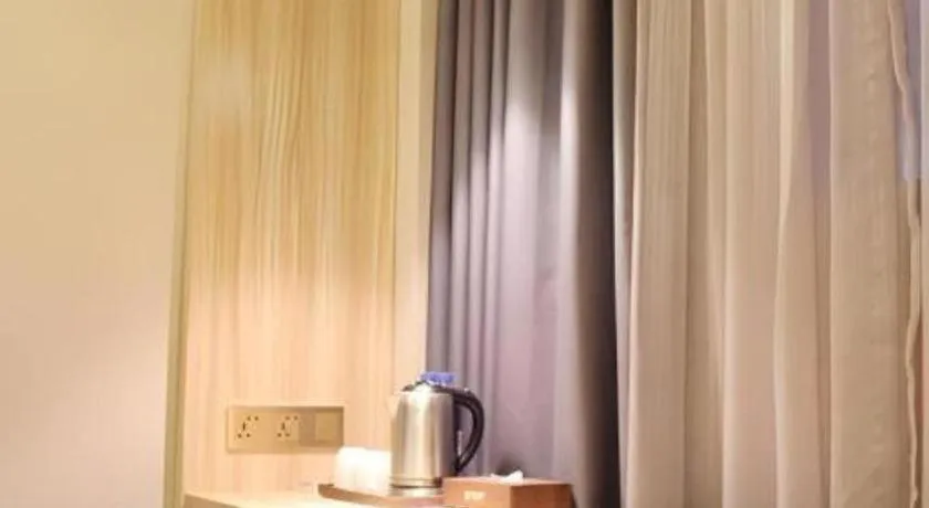 Wenxing Hotel Guangzhou Gangding Metro Station Branch