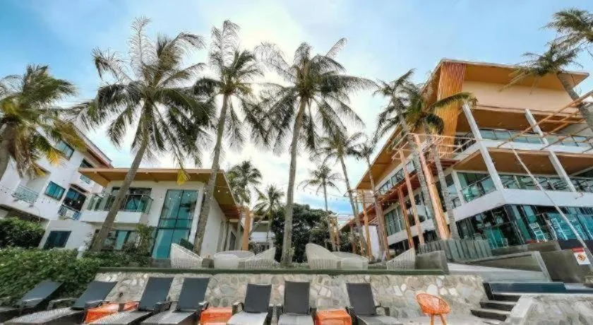 Eco Cozy Beachfront Resort Chaam