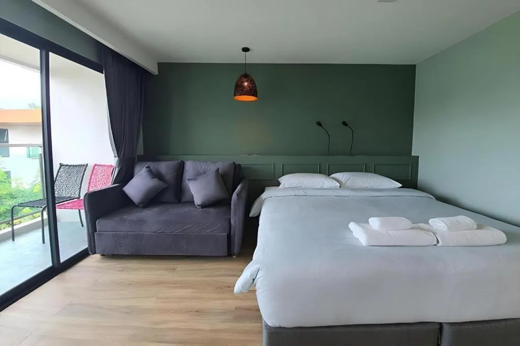 Bed in Eco Cozy Beachfront Resort Chaam