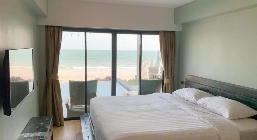 Bed in Eco Cozy Beachfront Resort Chaam