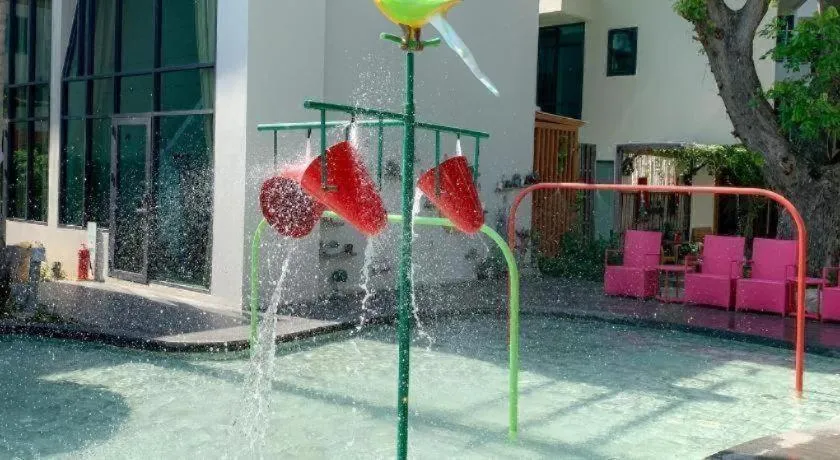 Eco Cozy Beachfront Resort Chaam