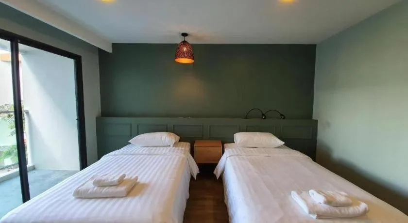 Bed in Eco Cozy Beachfront Resort Chaam