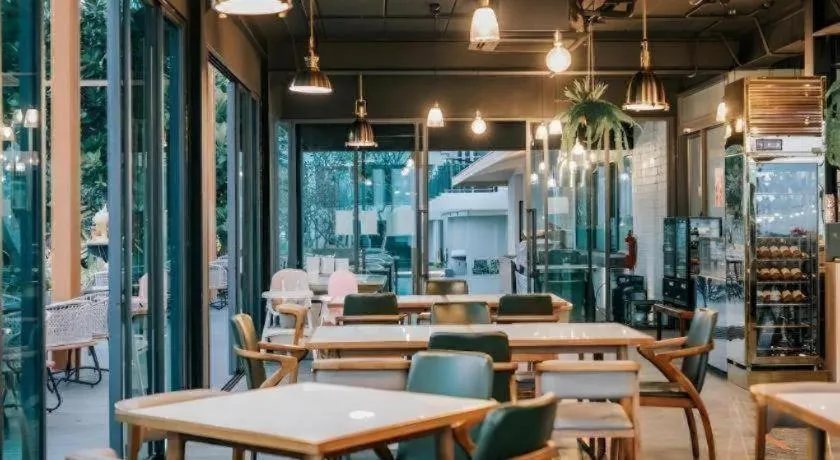 Eco Cozy Beachfront Resort Chaam