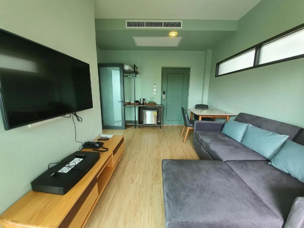 Eco Cozy Beachfront Resort Chaam