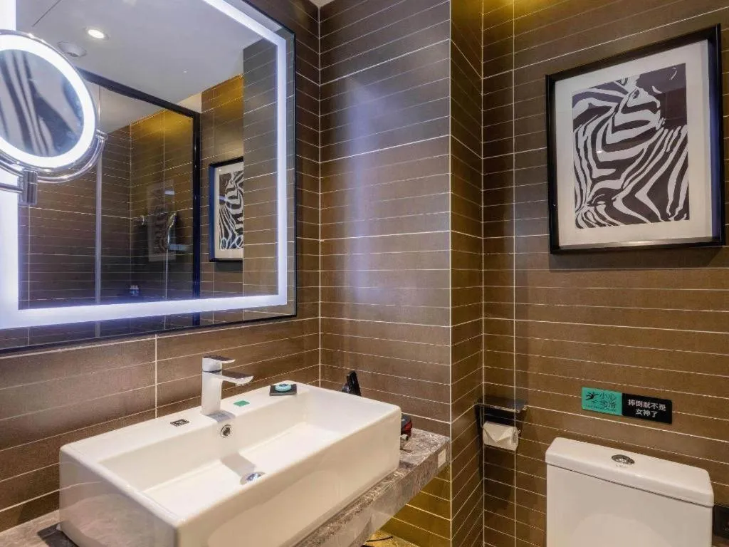 Xana Hotelle·Xiamen Railway Station