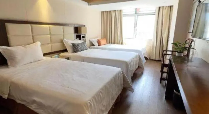 Bed in Oriental Hotel