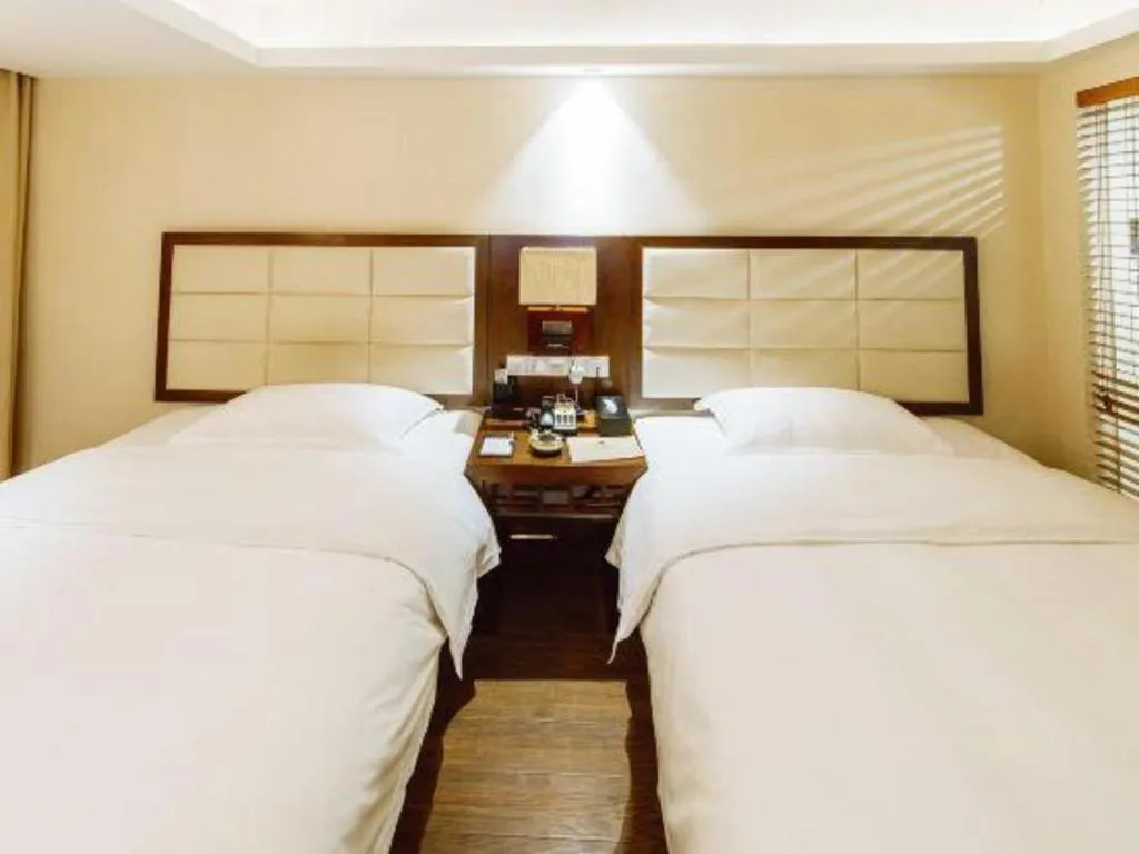 Bed in Oriental Hotel