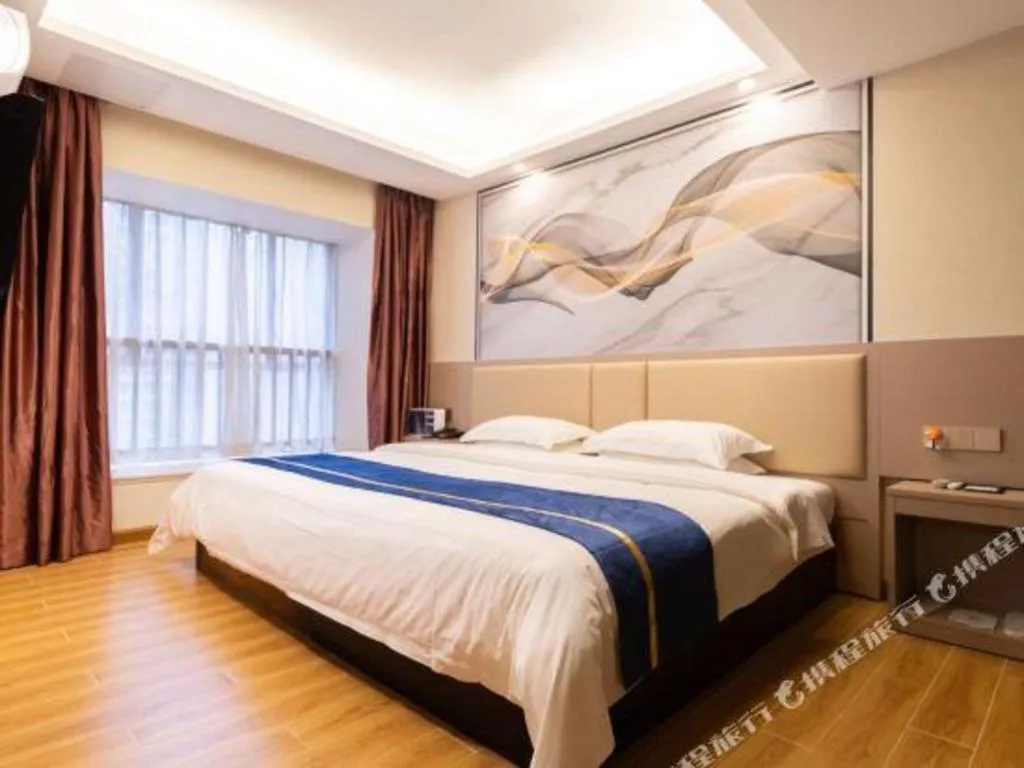 Bed in Oriental Hotel