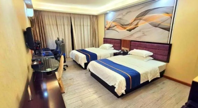 Bed in Oriental Hotel