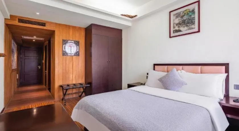 Bed in Oriental Hotel