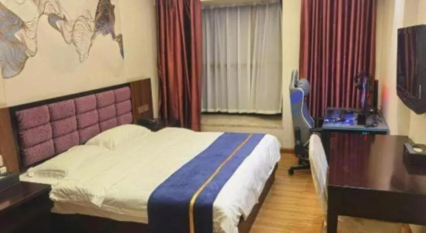 Bed in Oriental Hotel