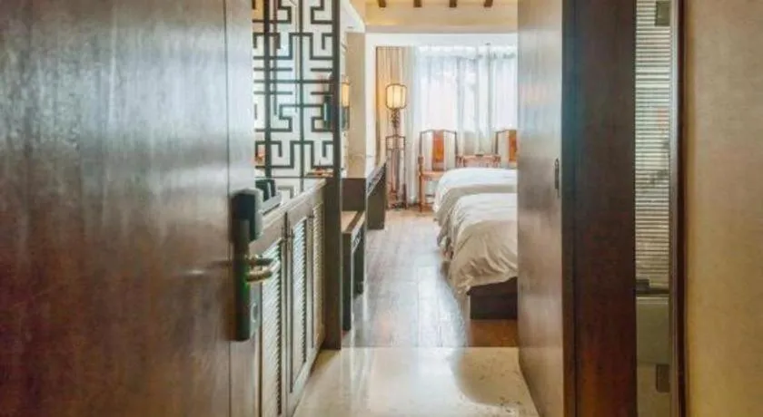 Bed in Oriental Hotel