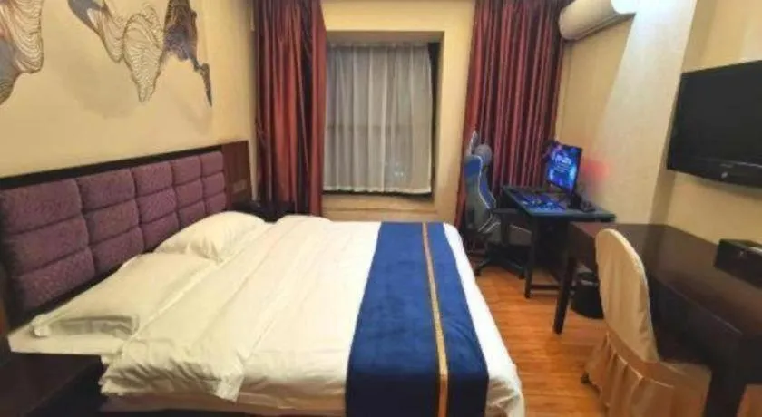 Bed in Oriental Hotel