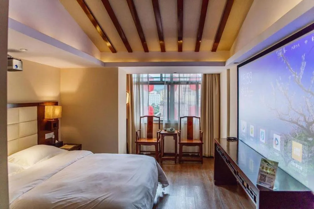 Bed in Oriental Hotel