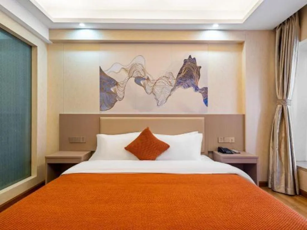 Bed in Oriental Hotel