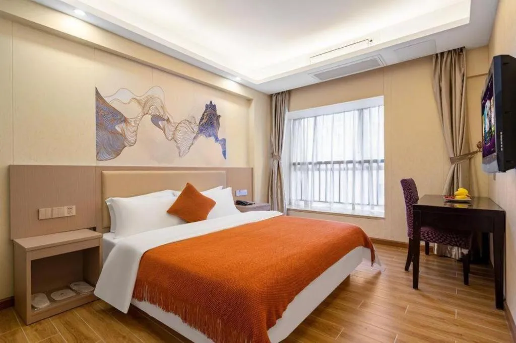 Bed in Oriental Hotel