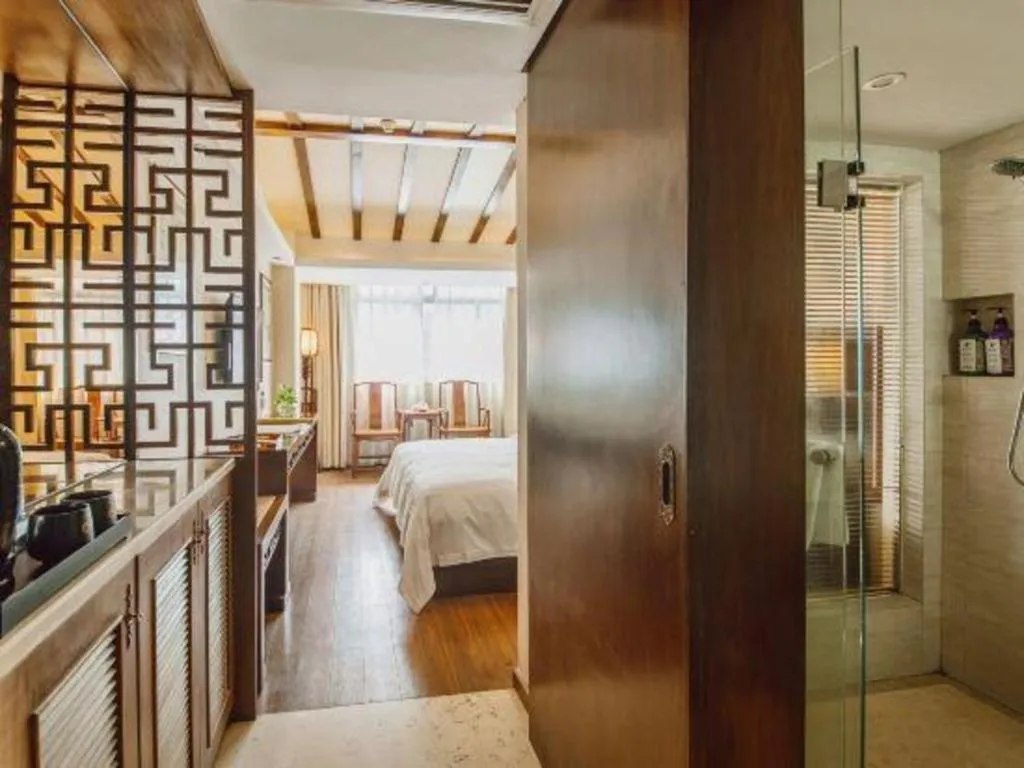 Bed in Oriental Hotel