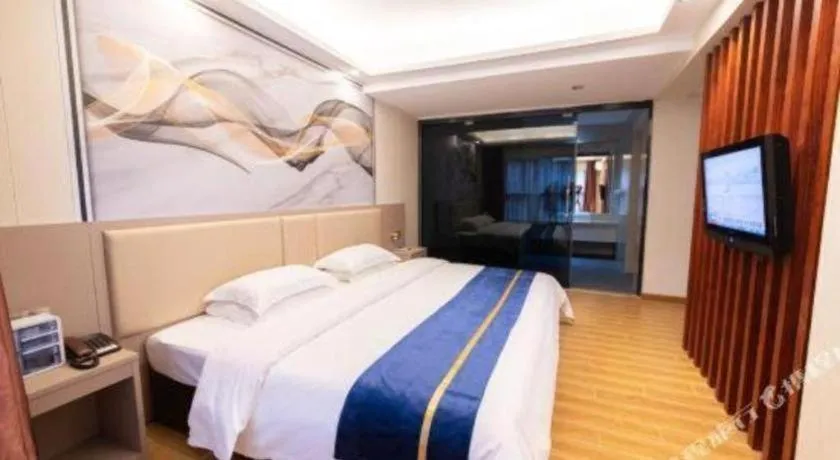 Bed in Oriental Hotel