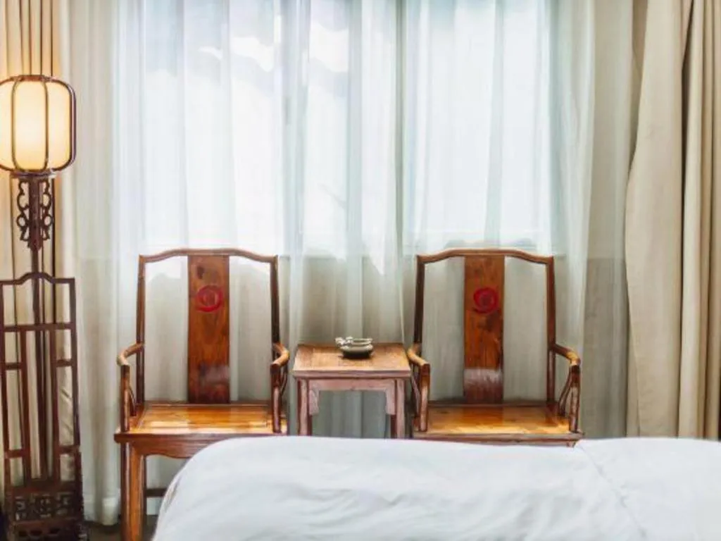 Bed in Oriental Hotel