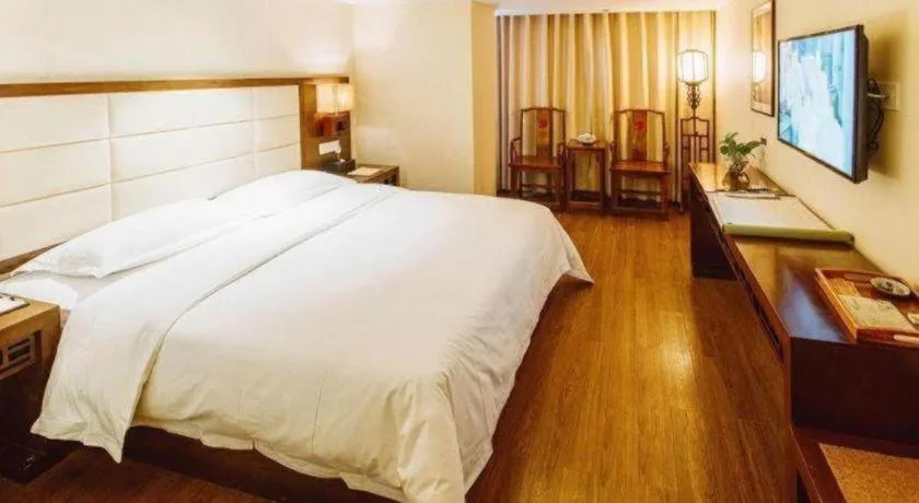 Bed in Oriental Hotel