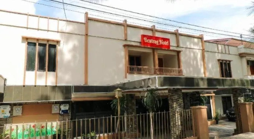 Hotel Benteng