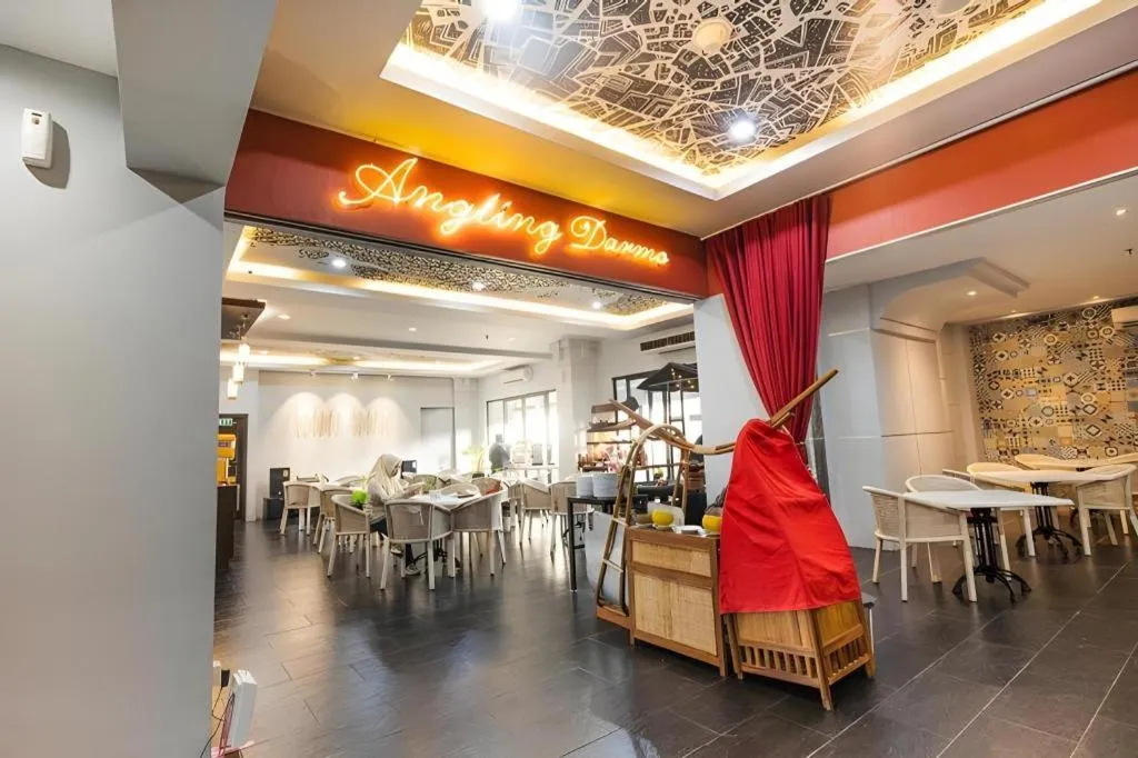 Grand Darmo Suite by AMITHYA