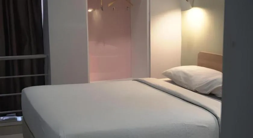 Bed in Hotel Celebes