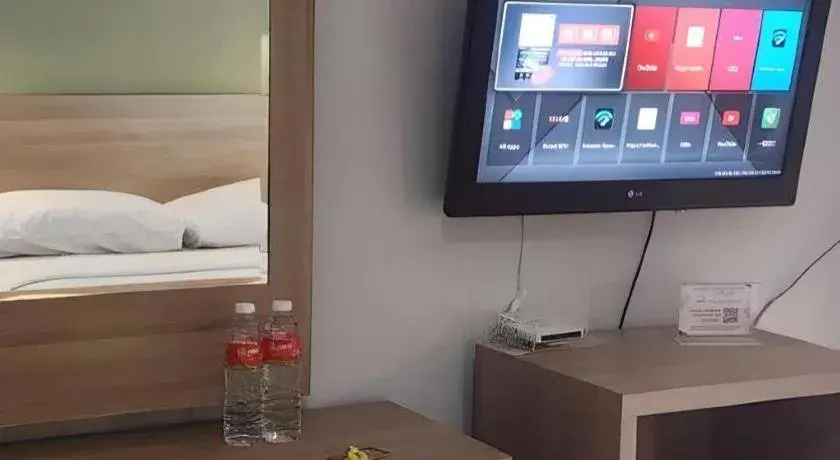 Bed in Hotel Celebes Bed in Hotel Celebes