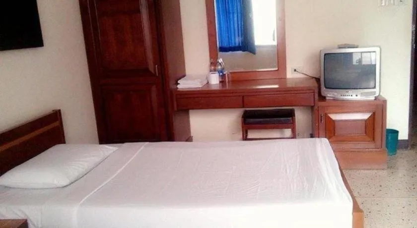 Bed in Petchpailyn Hotel