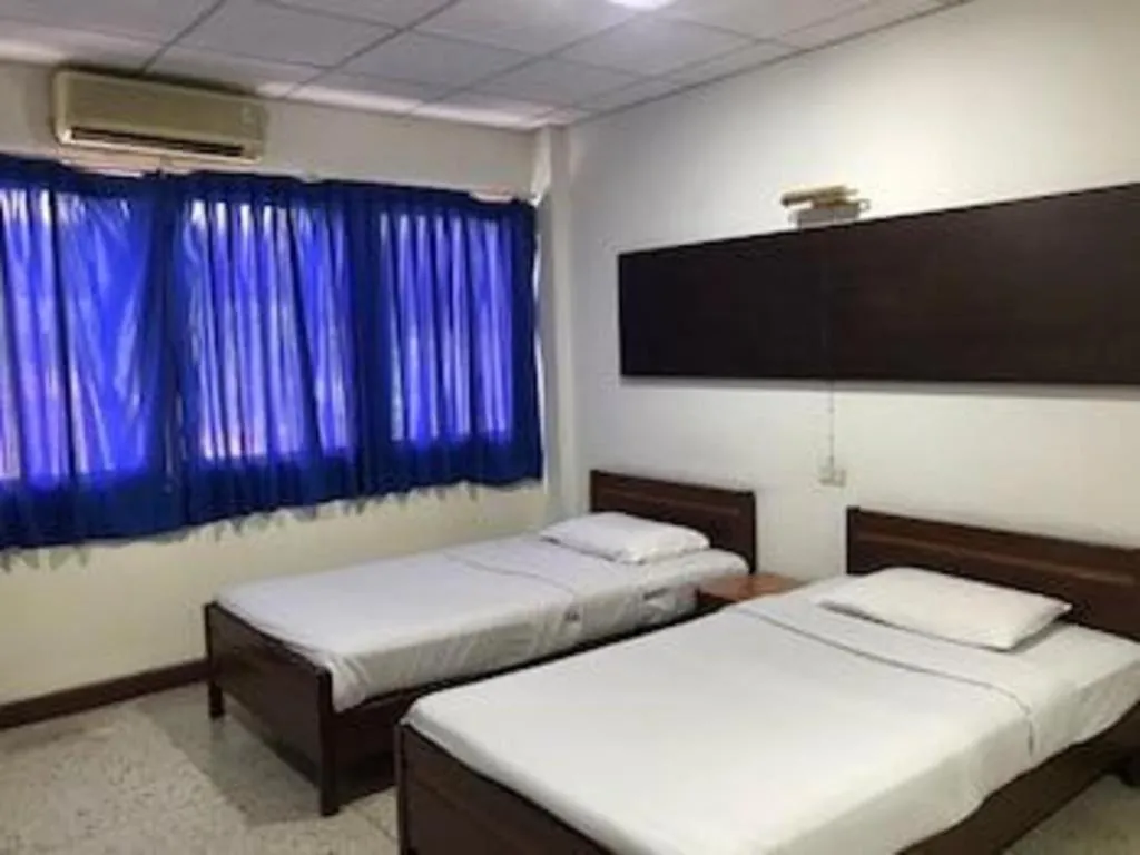 Bed in Petchpailyn Hotel