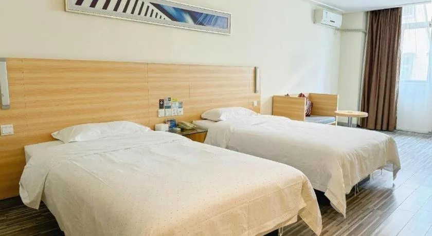 Bed in City Comfort Inn Huizhou Economic College Shuikou Huxi Avenue