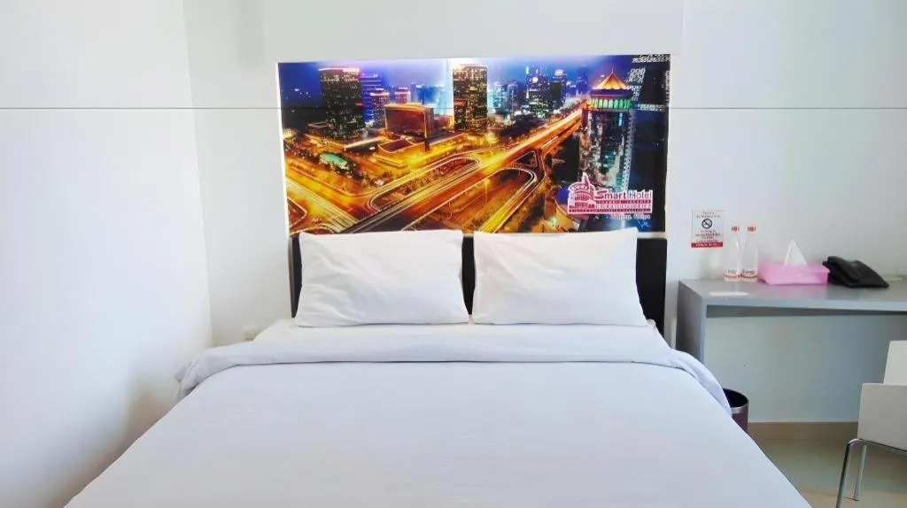 Bed in Smart Hotel