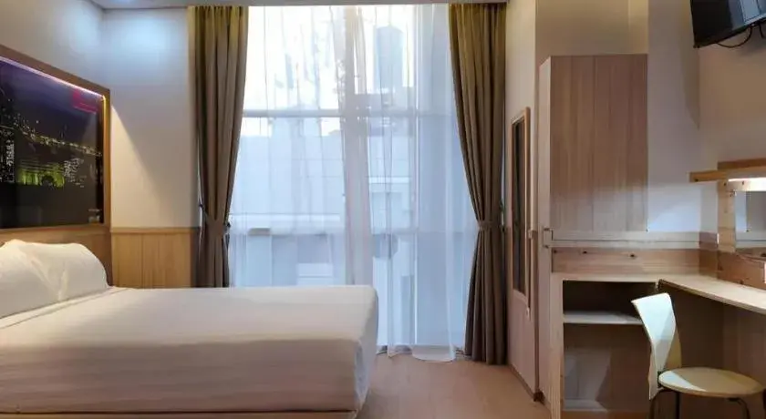 Bed in Smart Hotel Bed in Smart Hotel