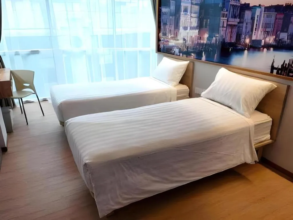 Bed in Smart Hotel