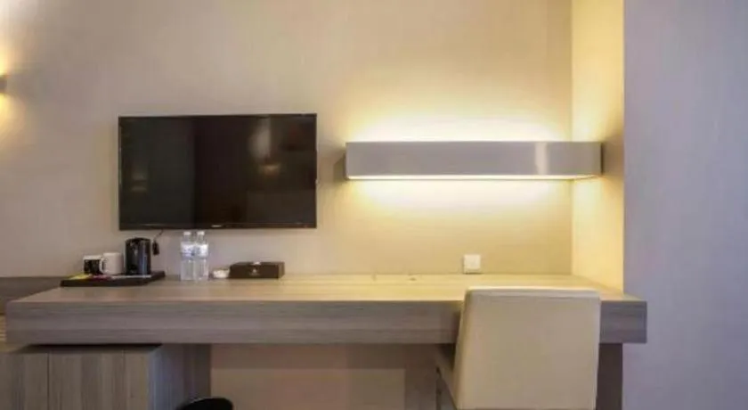 Jinjiang Metropolo Hotel - Qingdao Chengyang District Government