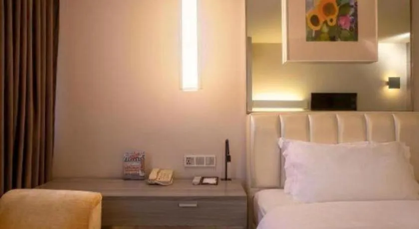 Jinjiang Metropolo Hotel - Qingdao Chengyang District Government