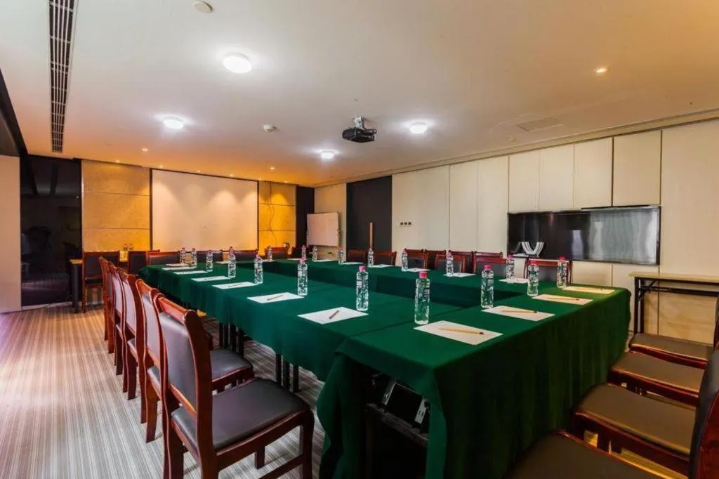 Jinjiang Metropolo Hotel - Qingdao Chengyang District Government