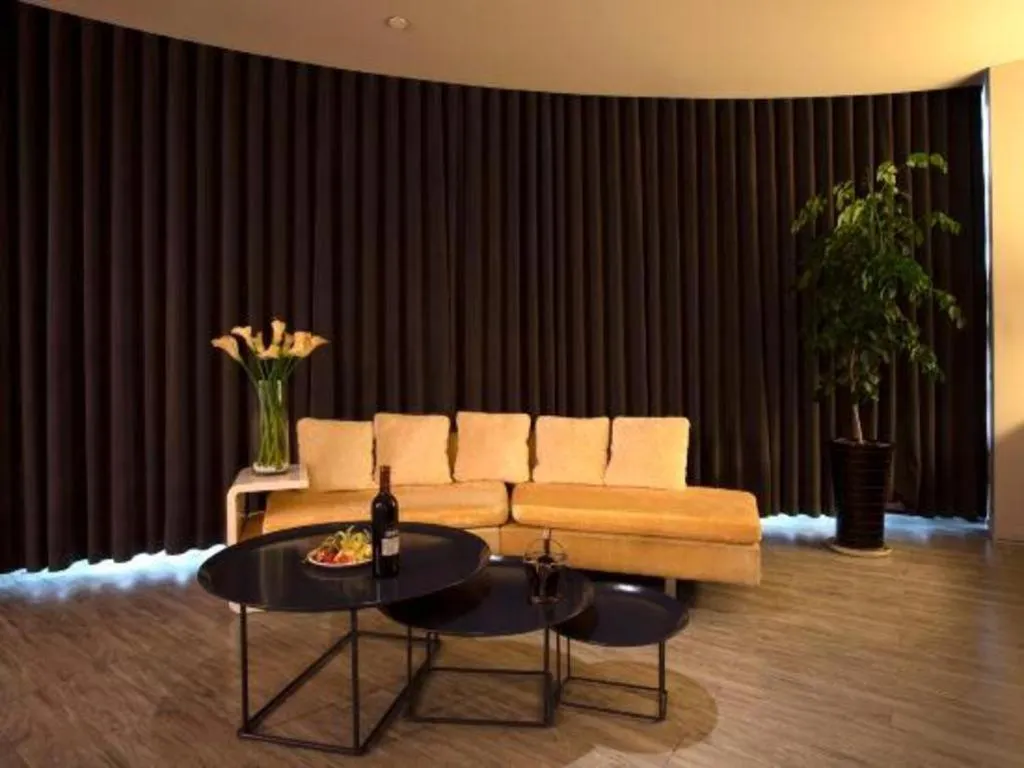 Jinjiang Metropolo Hotel - Qingdao Chengyang District Government