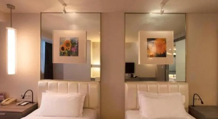 Jinjiang Metropolo Hotel - Qingdao Chengyang District Government